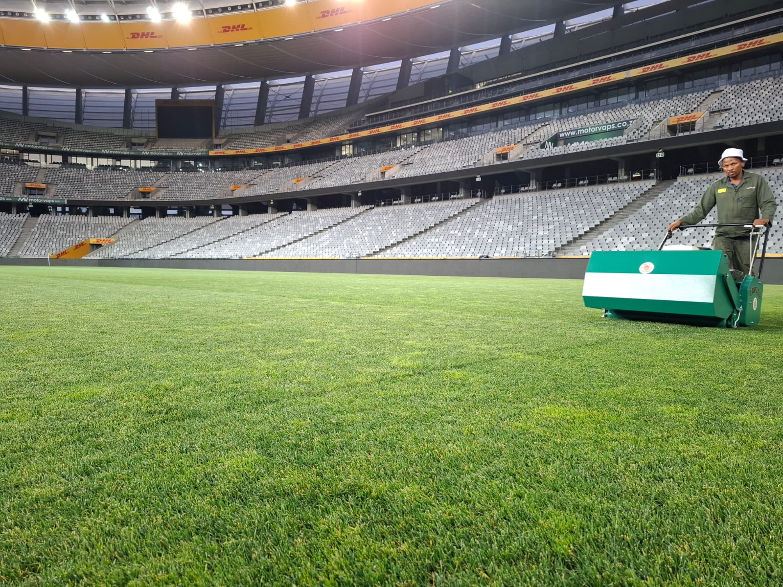 dhl stadium Minimise Water Usage